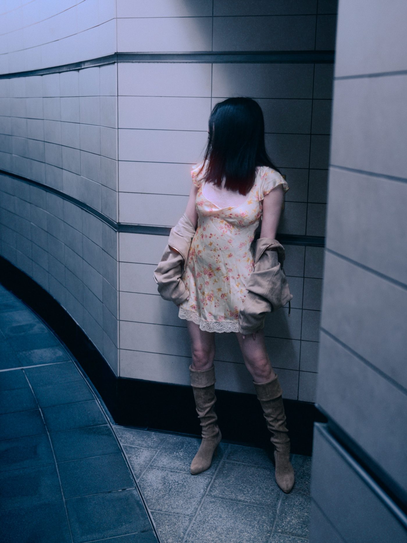 Lost · frame 2 of 6